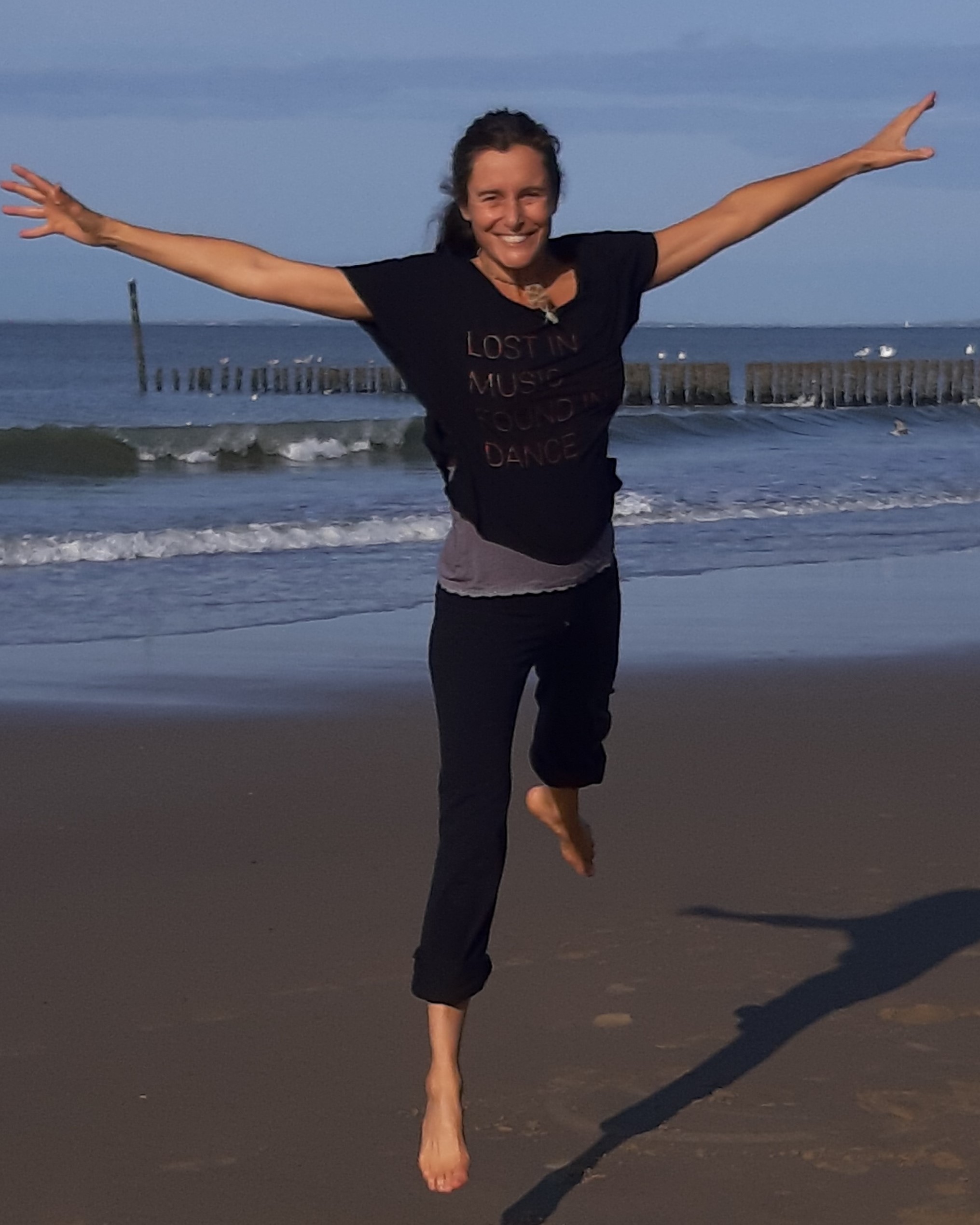 Lire la suite à propos de l’article ➔ <center><b>Bruxelles Watermael-Boitsfort</b><br />Biodanza au féminin, ateliers mensuels<br />Blandine Pillet</center>